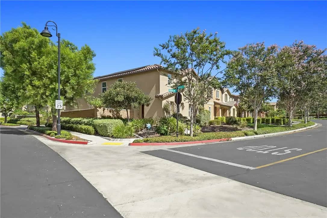 7255 Roselai Court, Corona, CA — listing photo 1