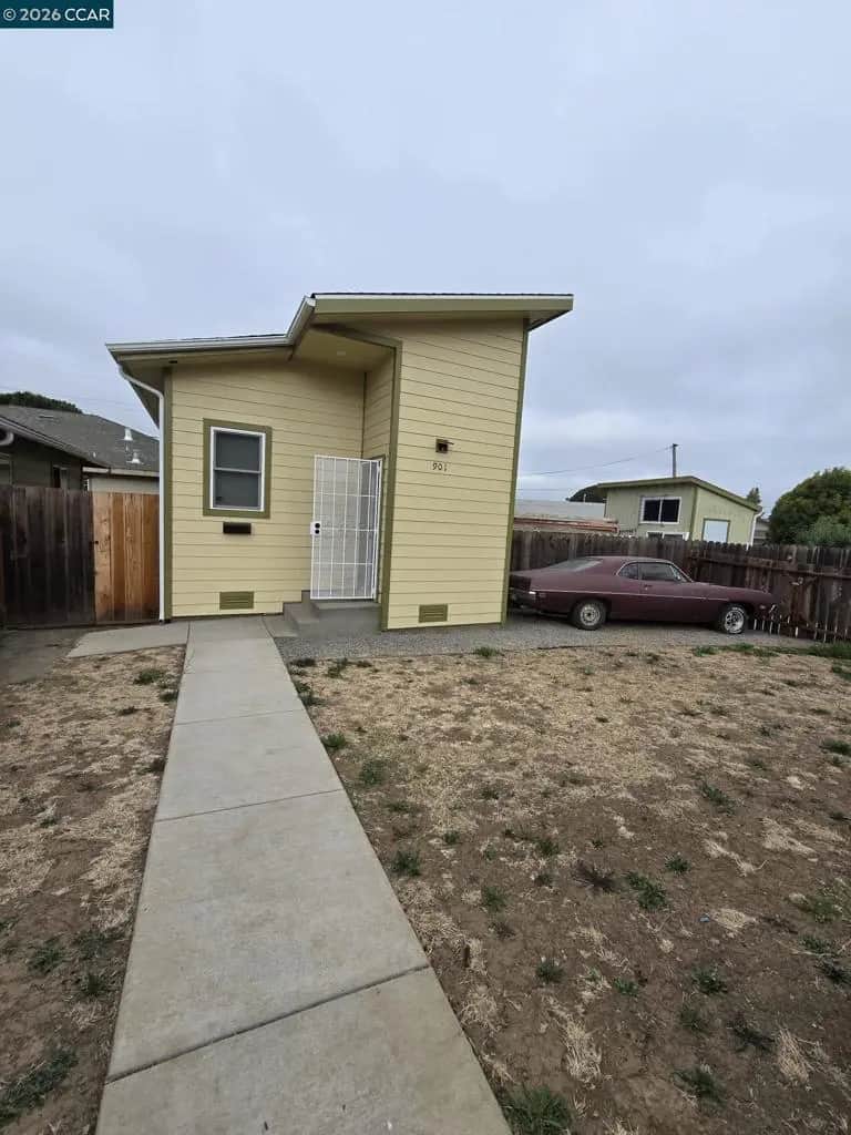 901 Pine St, Vallejo, CA — listing photo 1