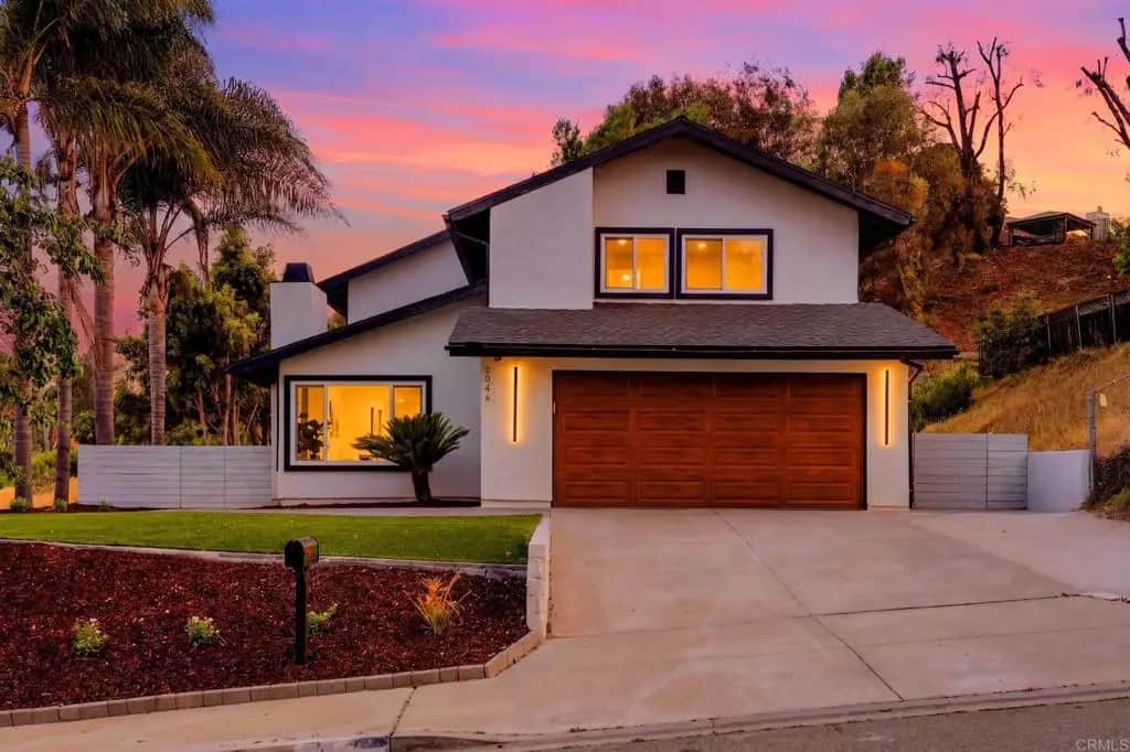 2640 Chestnut Avenue, Carlsbad, CA — listing photo 1