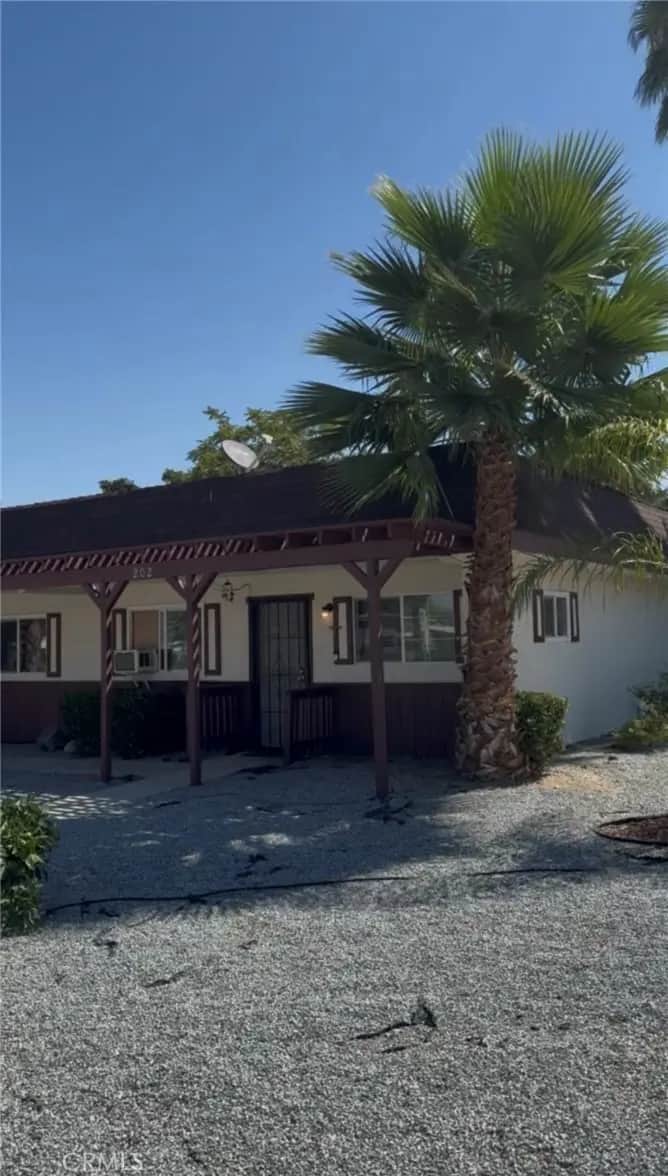 204 N elk, Hemet, CA — listing photo 1