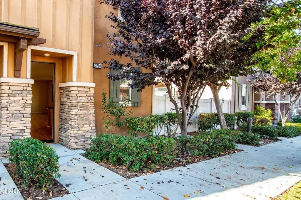 3760 Dunkirk Drive, Oxnard, CA — listing photo 1