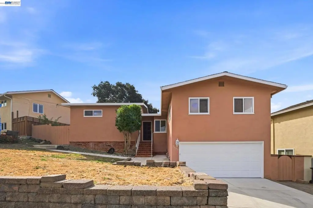 3443 Brookdale Blvd, Castro Valley, CA — listing photo 1