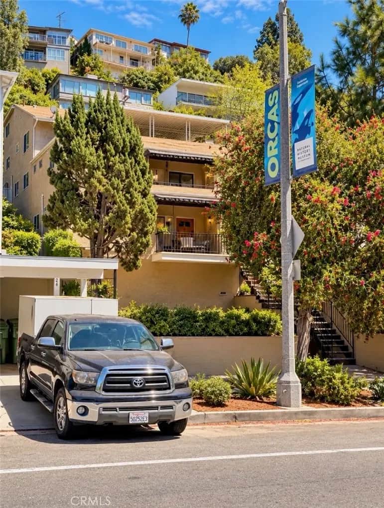 1825 N Easterly Terrace, Silver Lake, CA — listing photo 1