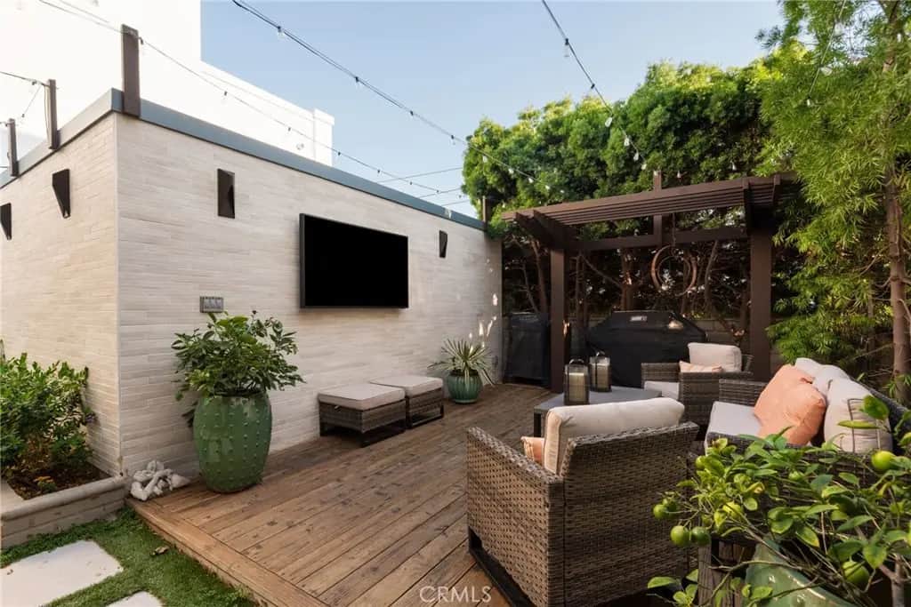 330 28th, Hermosa Beach, CA — listing photo 1