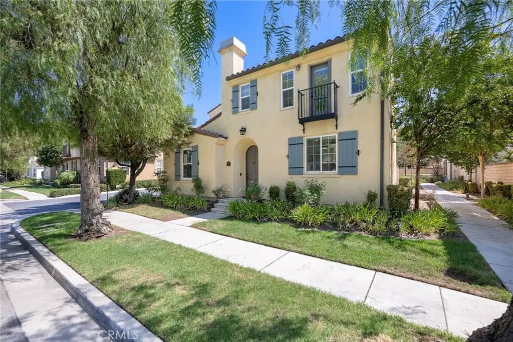 2866 Echo Springs, Corona, CA — listing photo 1
