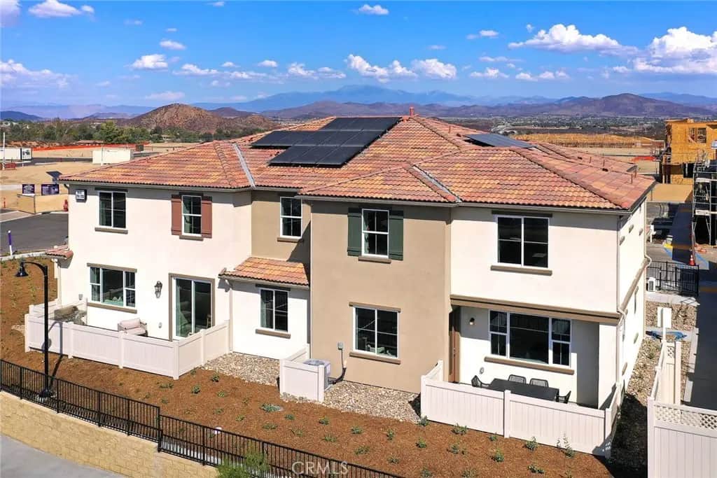 36135 Tessa Avenue 2002, Murrieta, CA — listing photo 1