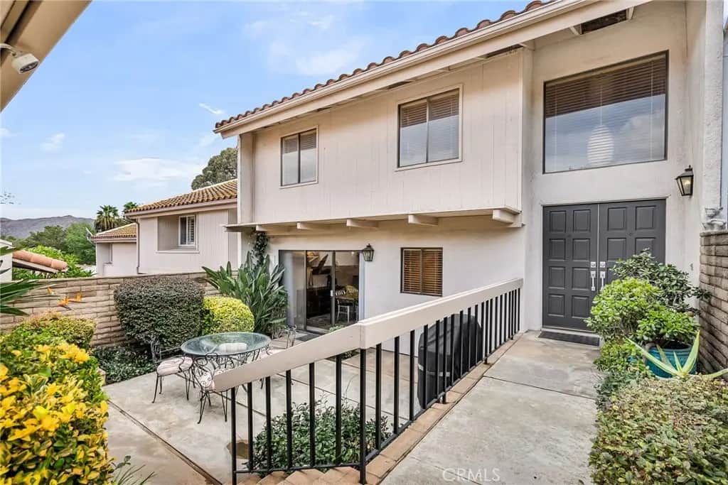 2252 El Capitan, Riverside, CA — listing photo 1
