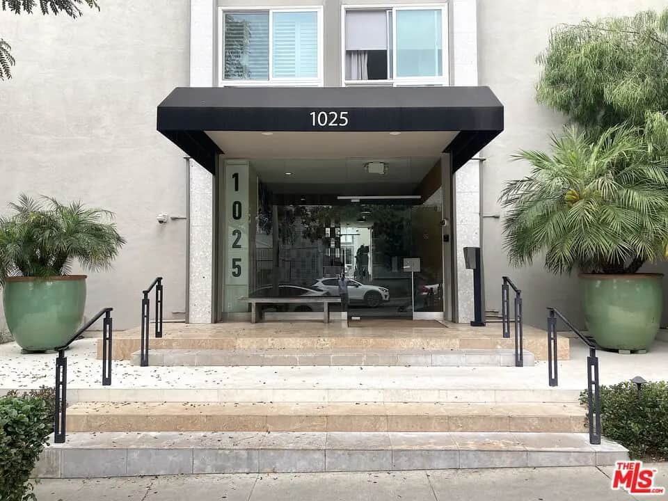 1025 N Kings Road 313, West Hollywood, CA — listing photo 1