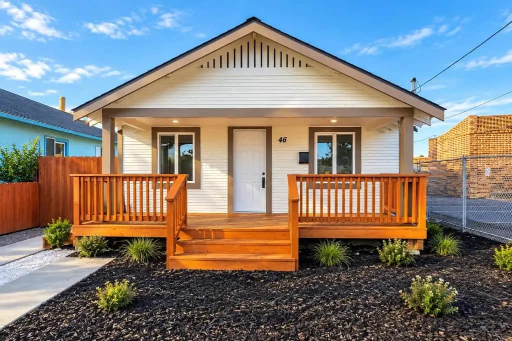 46 South Street, Hollister, CA — listing photo 1