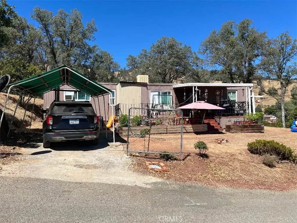 12332 Lakeview Drive, Clearlake Oaks, CA — listing photo 1