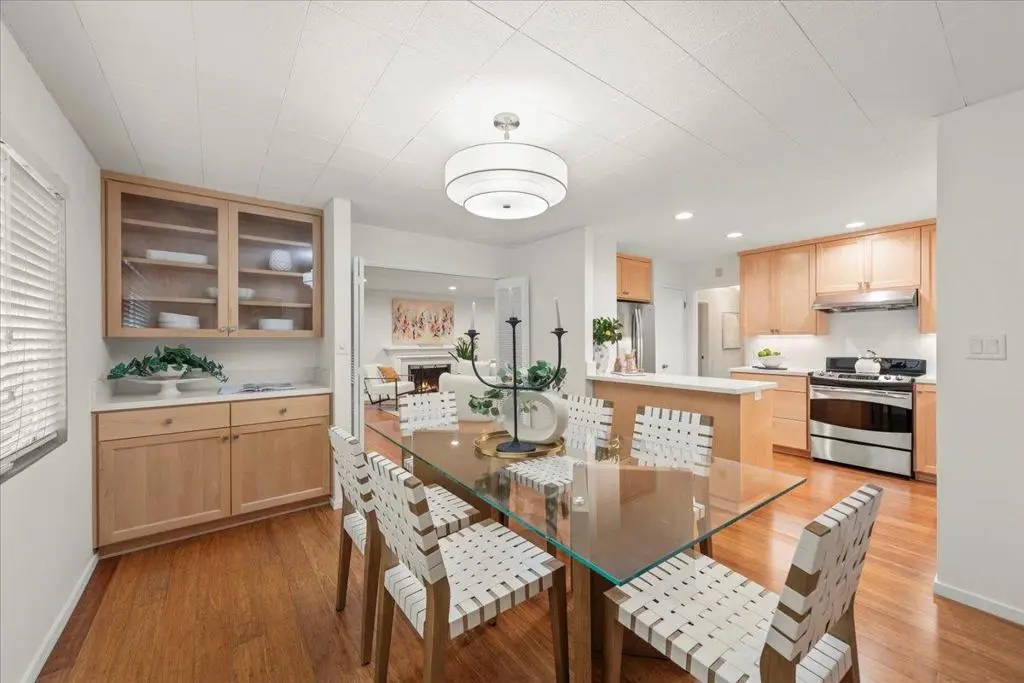 600 Pennsylvania Avenue 10, Los Gatos, CA — listing photo 1