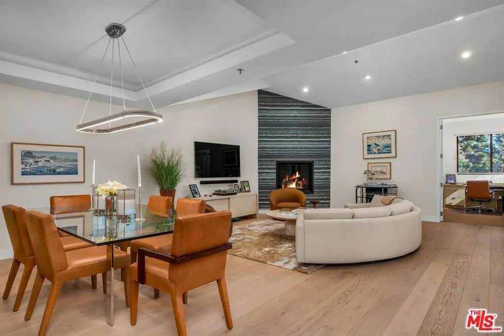 2122 Century Park Lane 402, Los Angeles, CA — listing photo 1