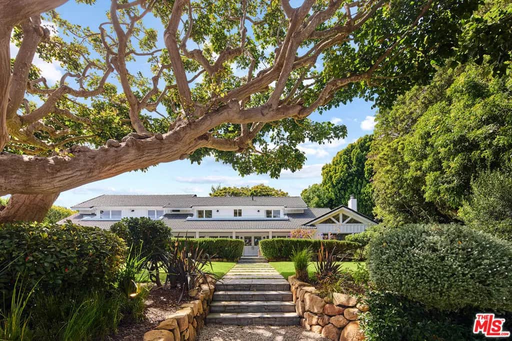 29225 Cliffside Drive, Malibu, CA — listing photo 1