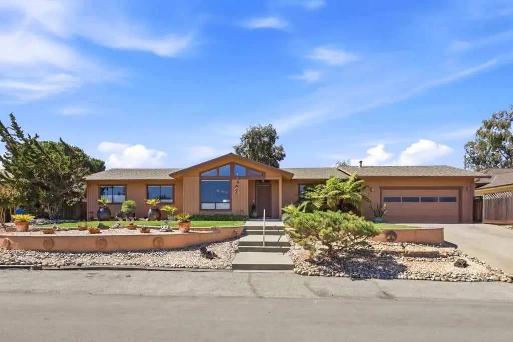 400 Donald Drive, Hollister, CA — listing photo 1