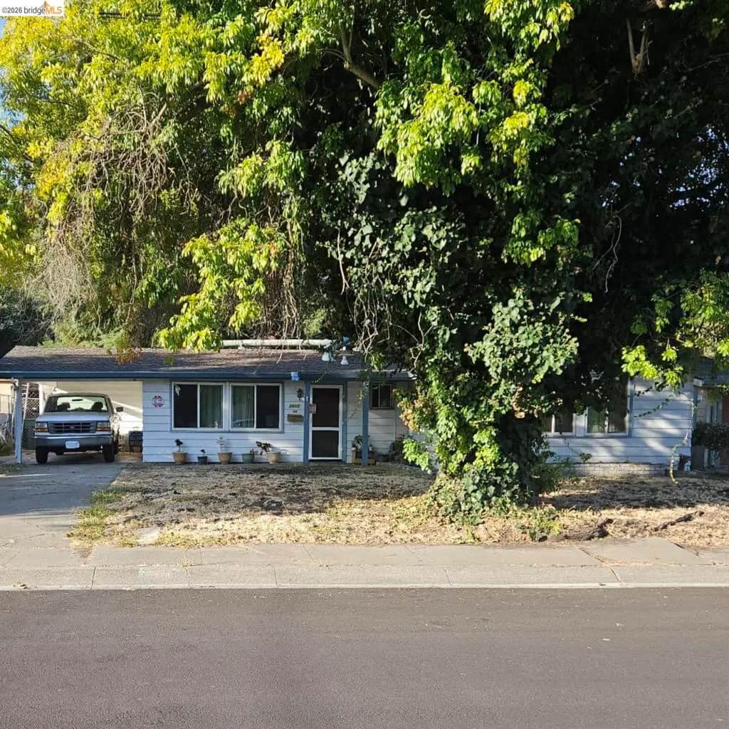 2125 Huron Dr, Concord, CA — listing photo 1