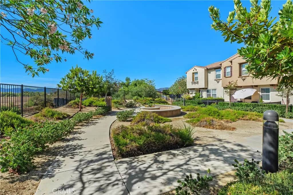 40410 Calle Real, Murrieta, CA — listing photo 1