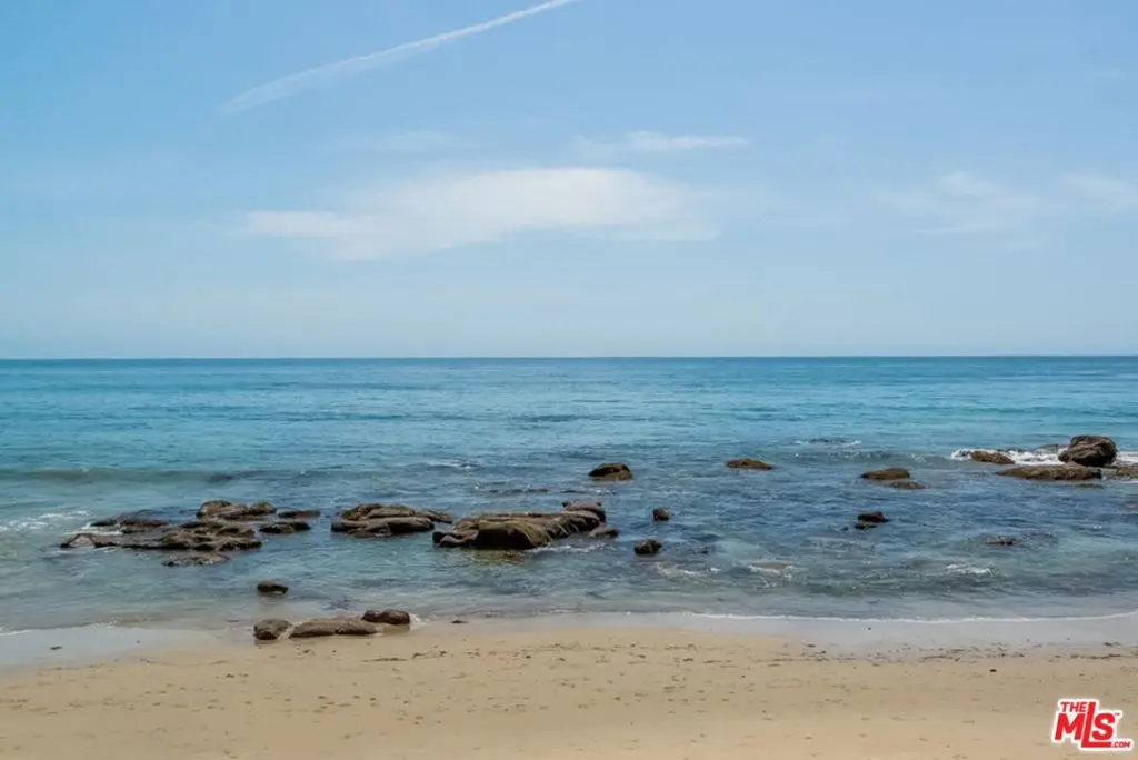20940 Pacific Coast Highway, Malibu, CA — listing photo 1