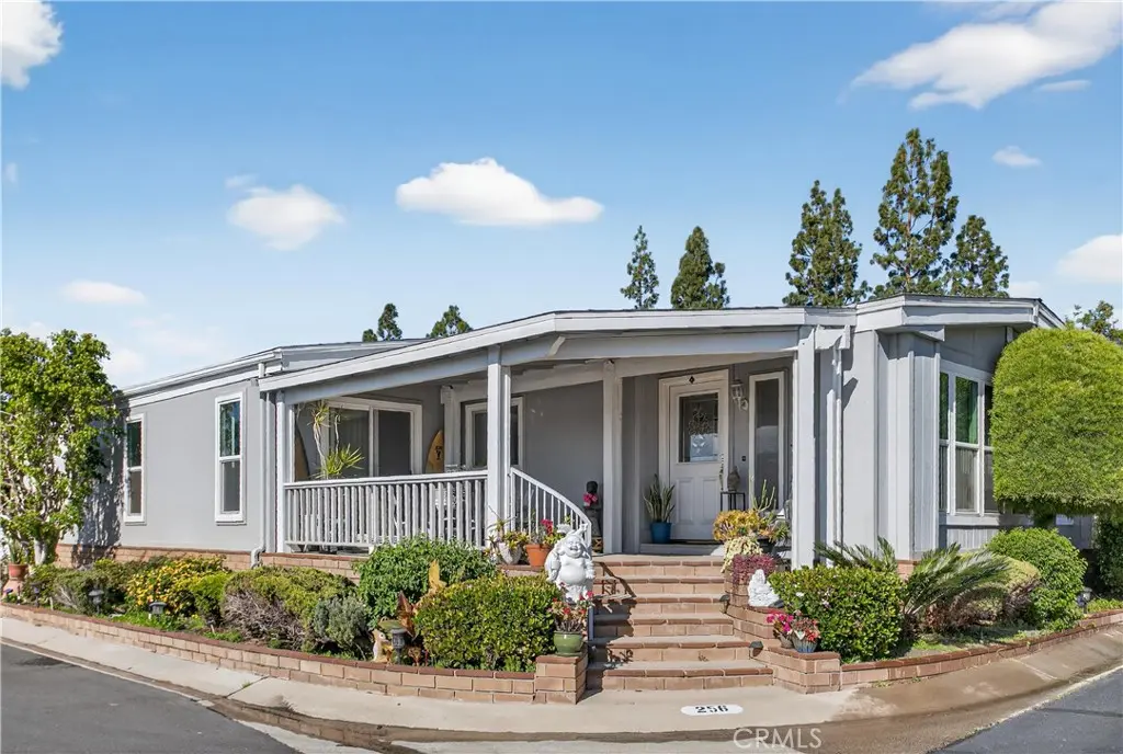 5200 Irvine Boulevard 256, Irvine, CA — listing photo 1