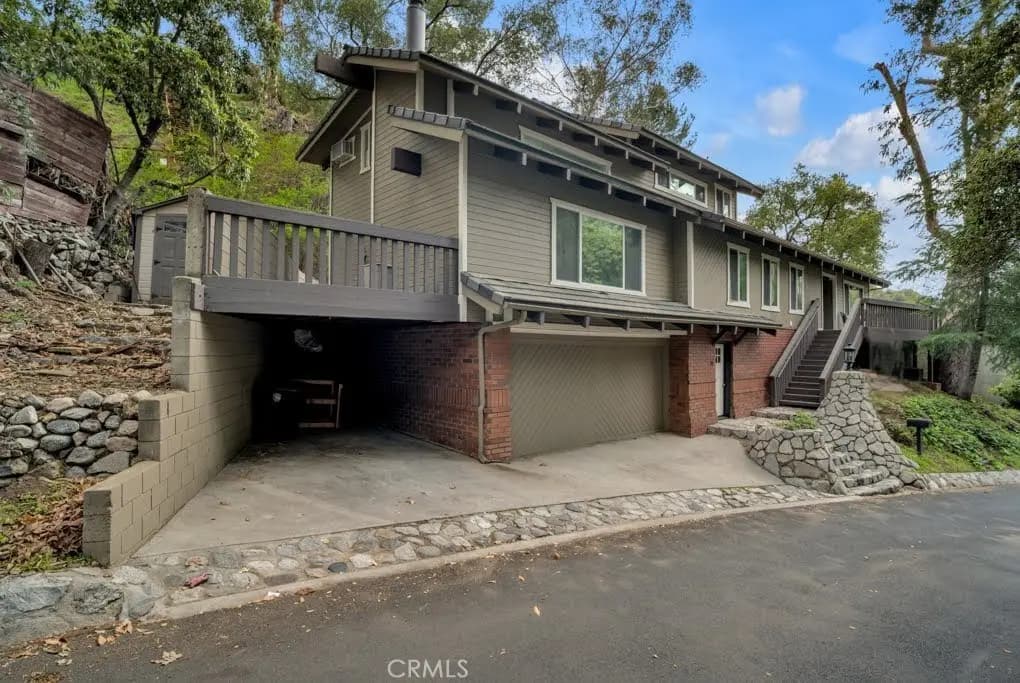 850 Country Club Drive, Burbank, CA — listing photo 1