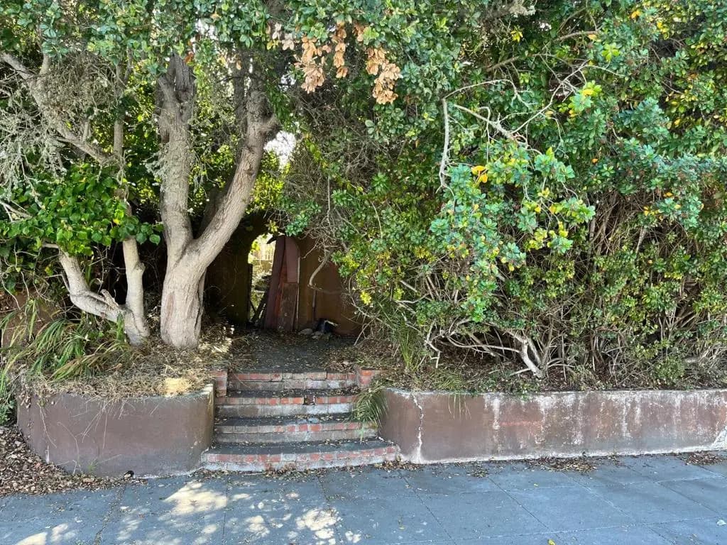 427 Central Avenue, Pacific Grove, CA — listing photo 1
