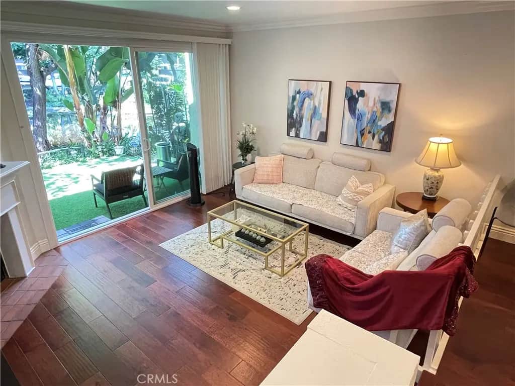 249 Pineview, Irvine, CA — listing photo 1