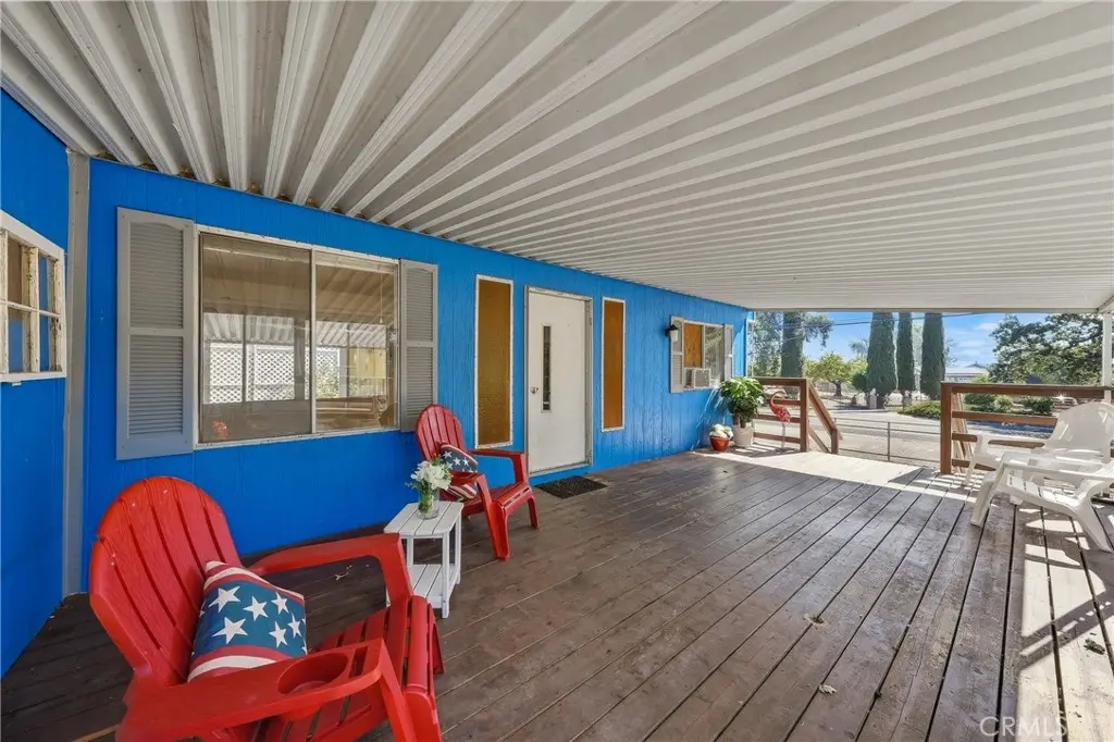 4305 Lakeshore, Lakeport, CA — listing photo 1