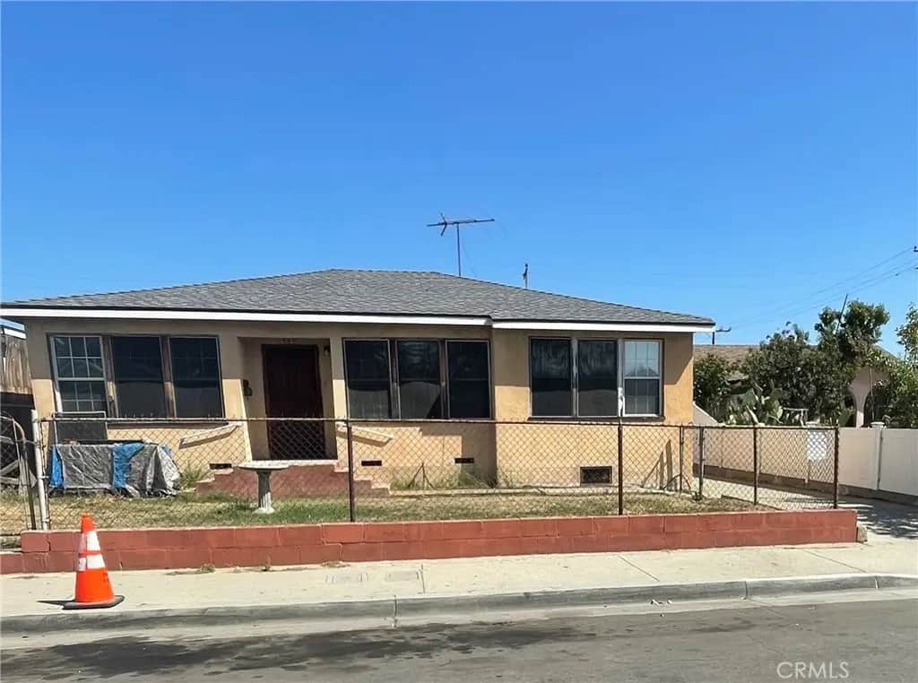 468 S Fetterly, Los Angeles, CA — listing photo 1
