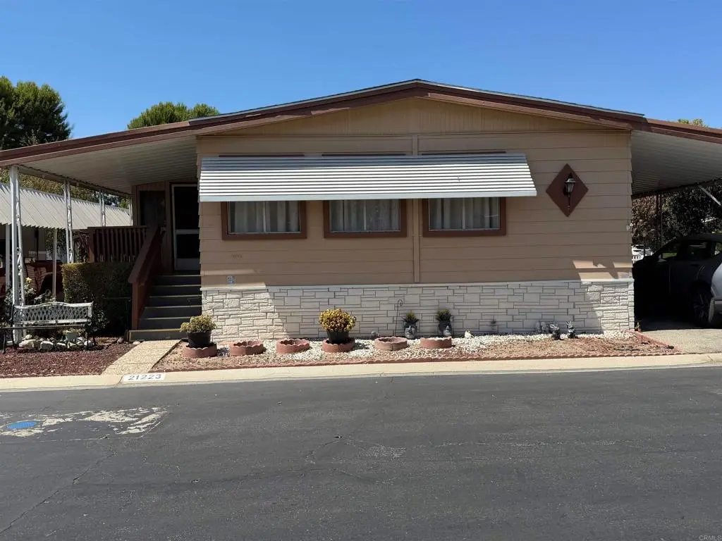 21223 Jimpson Way, Canyon Country, CA — listing photo 1