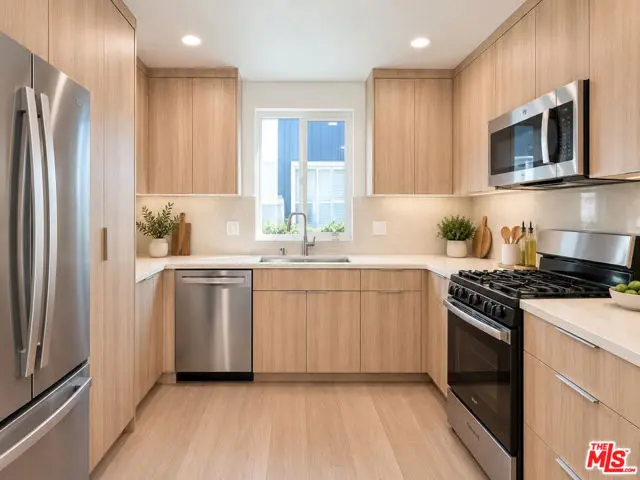 1540 S Beverly Drive 3, Los Angeles, CA — listing photo 1