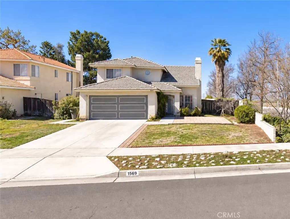 1569 Woodbury, Redlands, CA — listing photo 1
