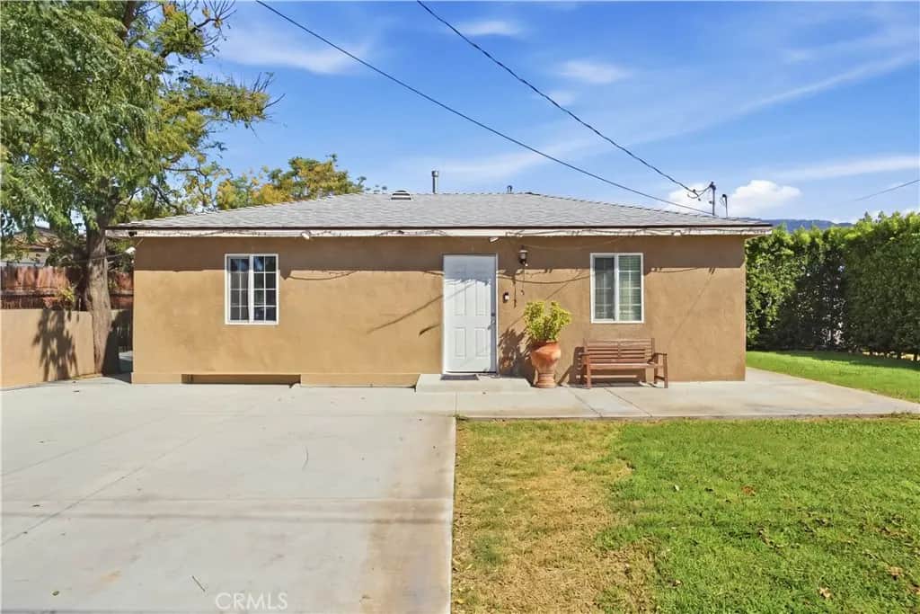 2580 W 1st Avenue, San Bernardino, CA — listing photo 1