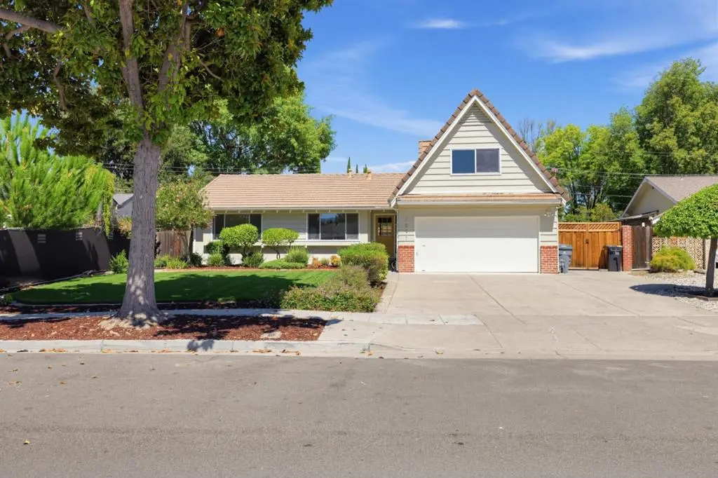 1091 Rockefeller Drive, Sunnyvale, CA — listing photo 1