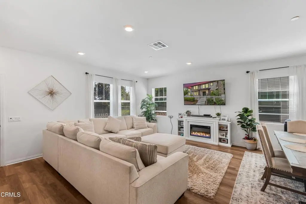 525 Heritage Valley Parkway, Fillmore, CA — listing photo 1