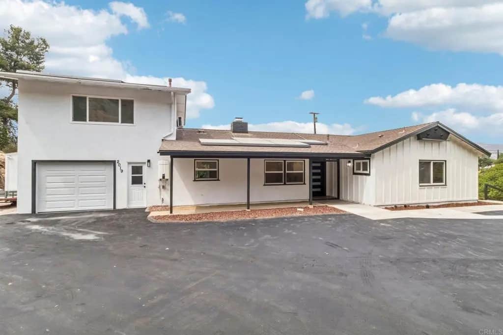 2019 Avenida Penasco, El Cajon, CA — listing photo 1