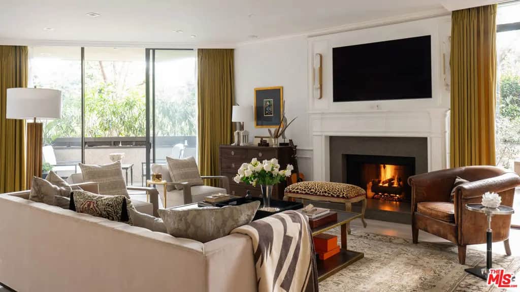 300 N Swall Drive 105, Beverly Hills, CA — listing photo 1