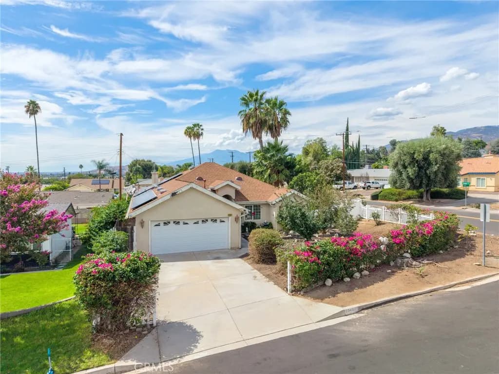 25481 Foothill Drive, San Bernardino, CA — listing photo 1