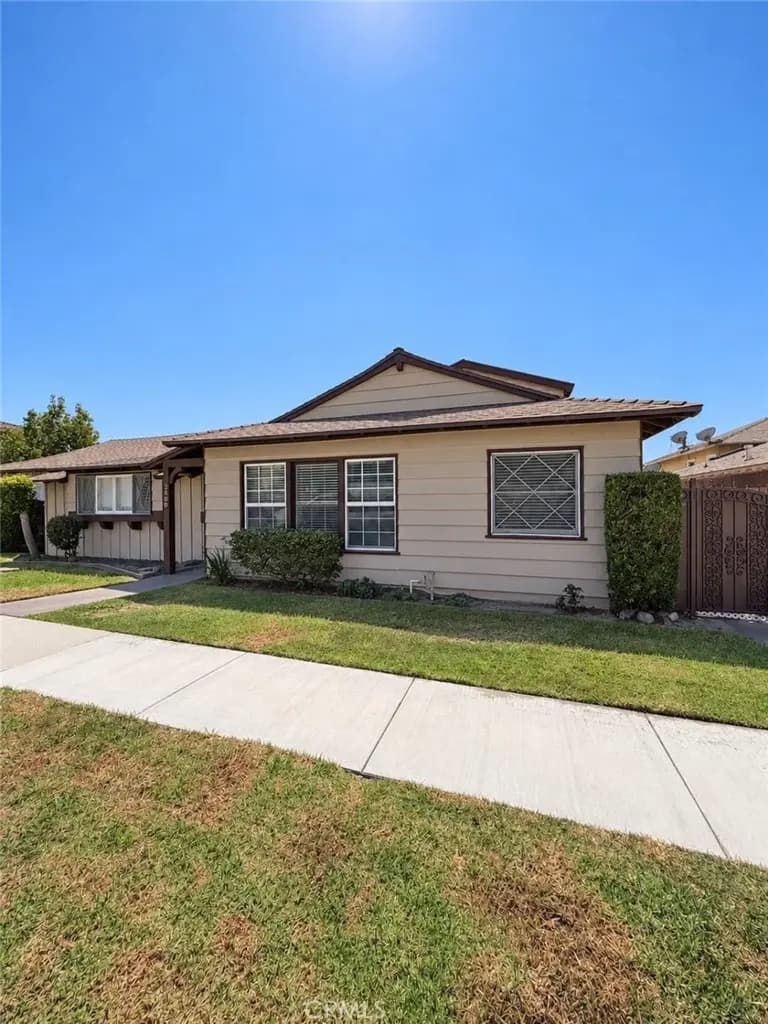 5200 W 57th Street, Ladera Heights, CA — listing photo 1