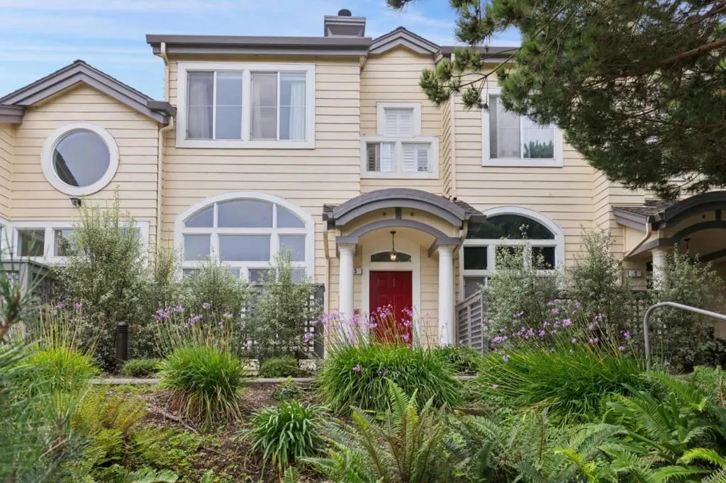 5 Erin Lane, Half Moon Bay, CA — listing photo 1
