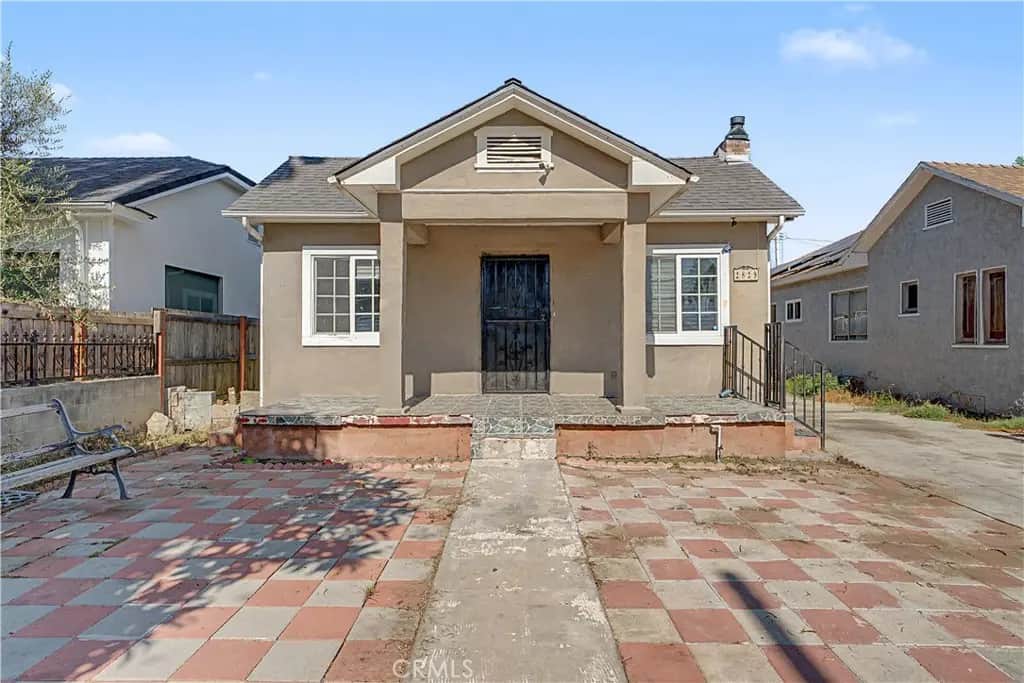 2829 S Rimpau, Los Angeles, CA — listing photo 1