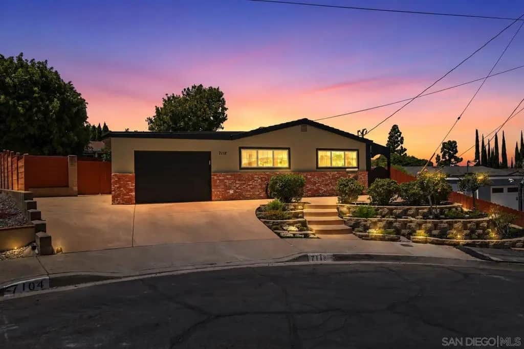 7118 Conestoga, San Diego, CA — listing photo 1