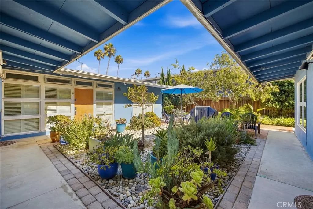 1719 Camino de la Costa C, Redondo Beach, CA — listing photo 1