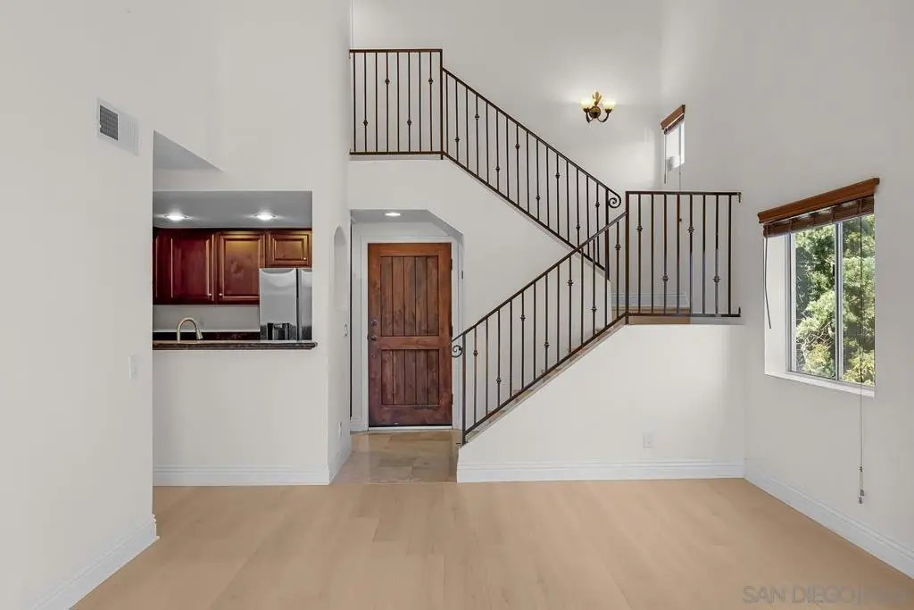 3935 Nobel 108, San Diego, CA — listing photo 1