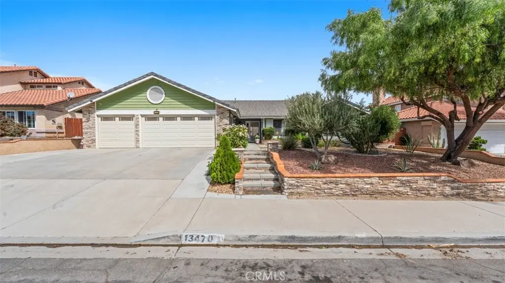 13470 Ironstone Avenue, Victorville, CA — listing photo 1