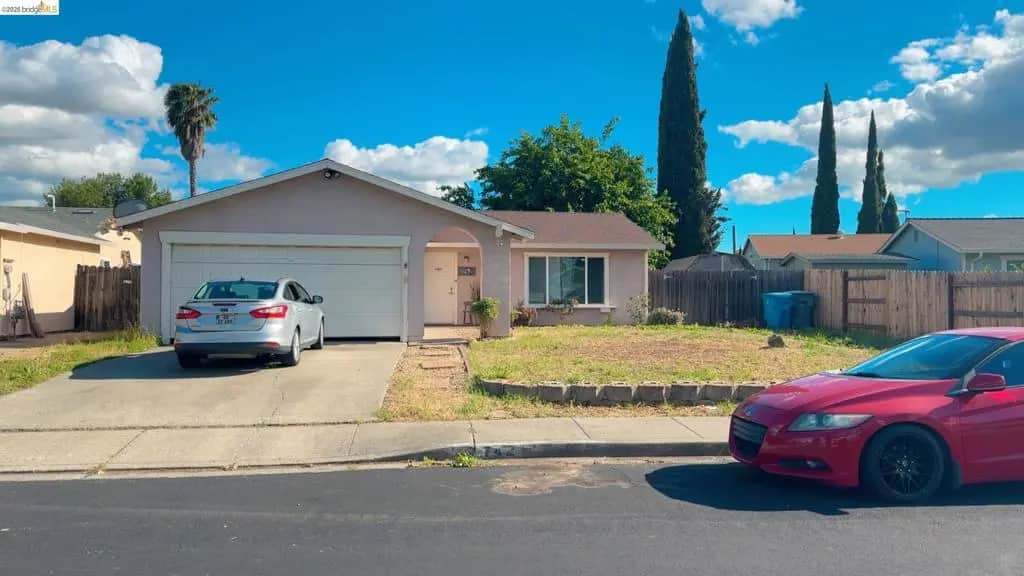 742 Northampton Dr, Vacaville, CA — listing photo 1