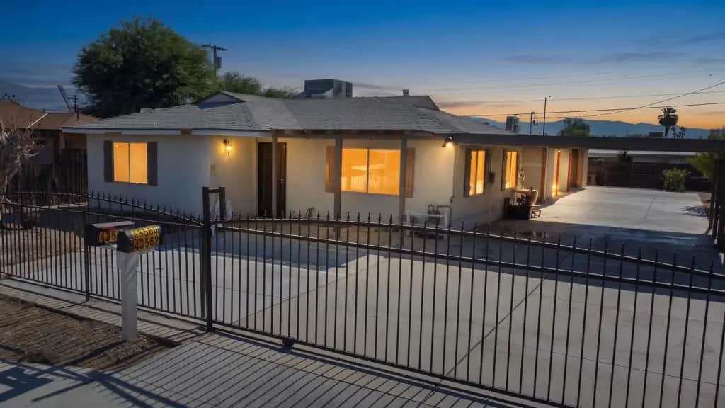 43560 Arabia Street, Indio, CA — listing photo 1