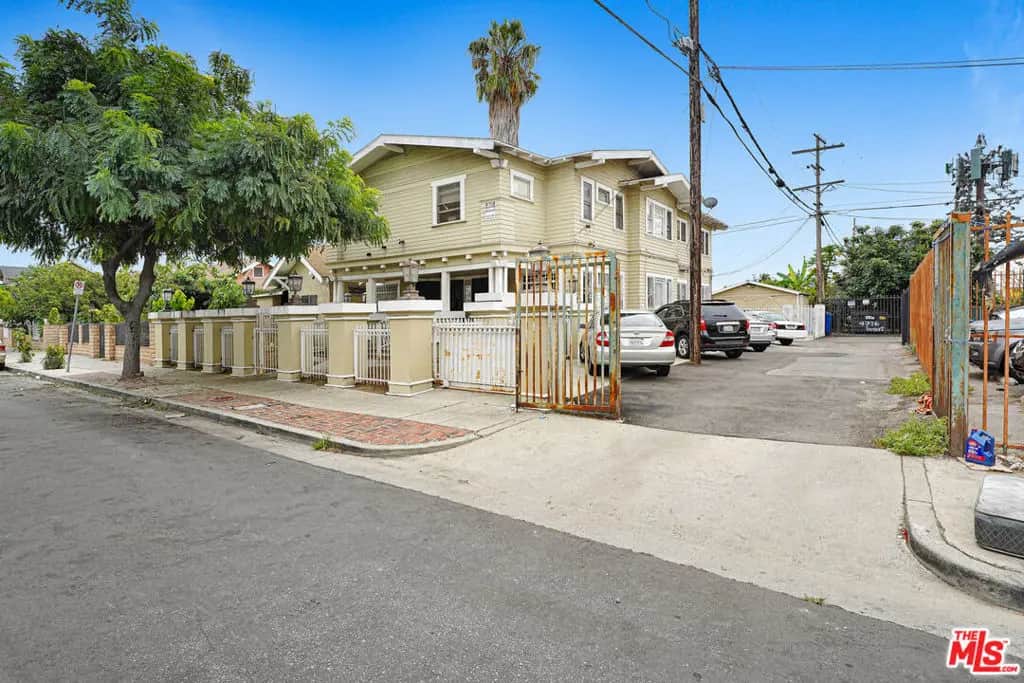 972 W 47th Street, Los Angeles, CA — listing photo 1