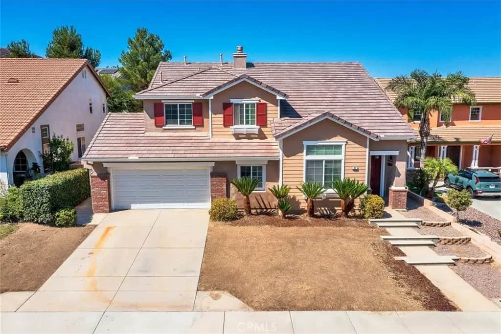 152 Alabaster Loop, Perris, CA — listing photo 1