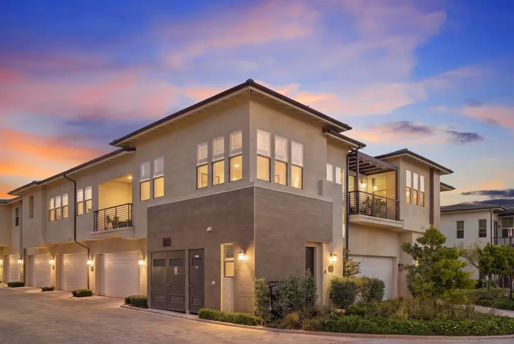16750 Coyote Bush Dr. 21, San Diego, CA — listing photo 1