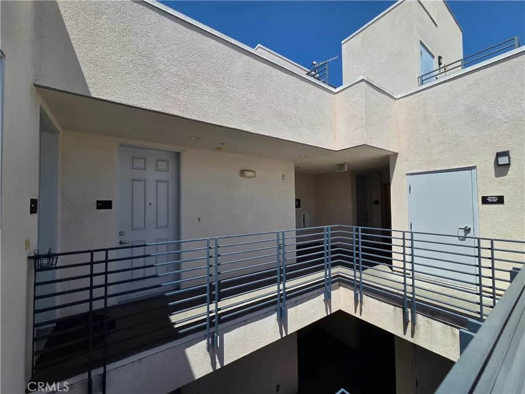 1836 Sichel Street 409, Los Angeles, CA — listing photo 1