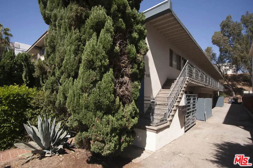 11521 Rochester Avenue 1, Los Angeles, CA — listing photo 1